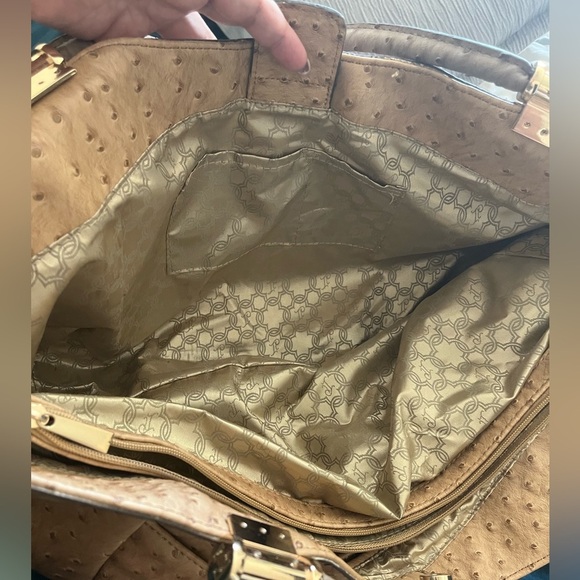 IVANKA TRUMP Beige Faux Ostrich Vegan Leather Shoulder Bag - Picture 16 of 16